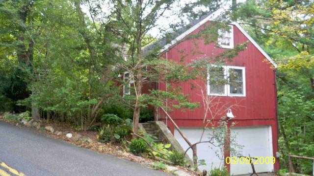Building photograph for 72 BEAR HILL RD
